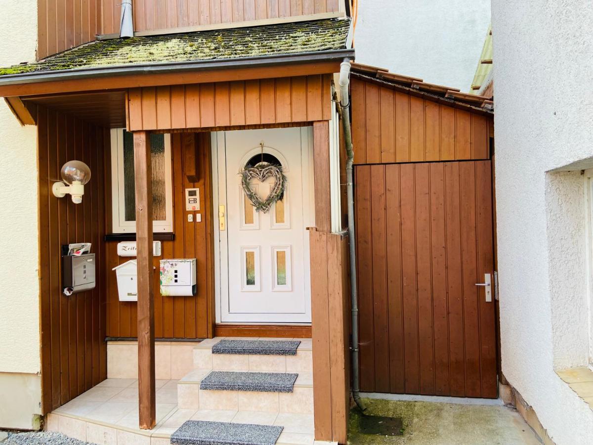 Apartment Emil Im Eg Mit Garten In Suhl Eksteriør billede